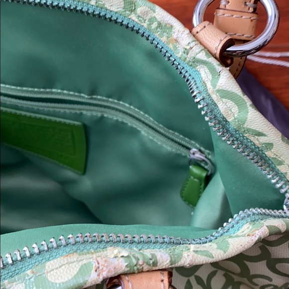 Coach totes - Picture 7 of 8